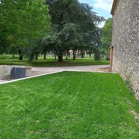 Bed and Breakfast L'Atelier D'Andre Monbahus Exterior foto