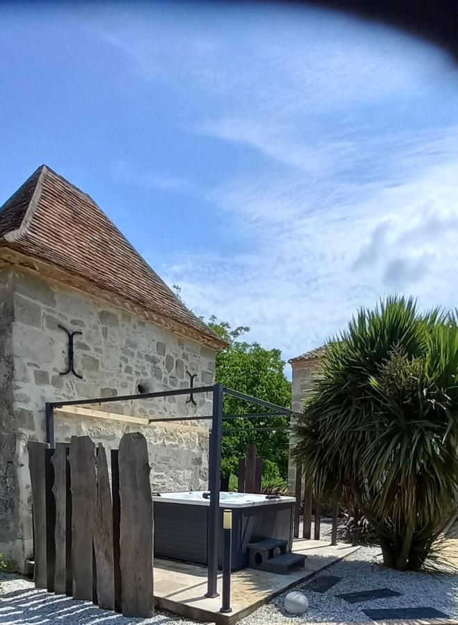 Bed and Breakfast L'Atelier D'Andre Monbahus Exterior foto